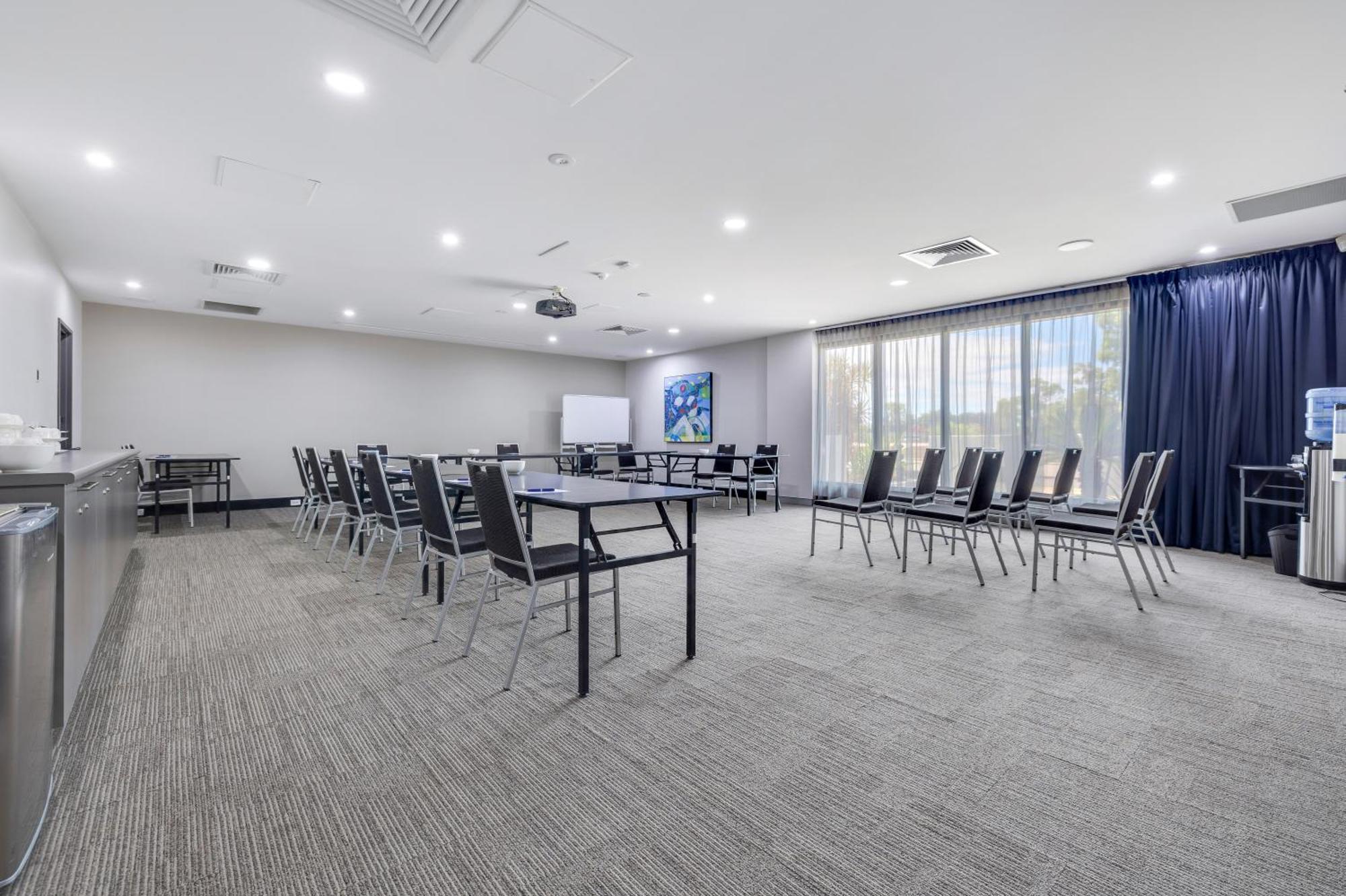 Hudson Berrimah Aparthotel Darwin Buitenkant foto