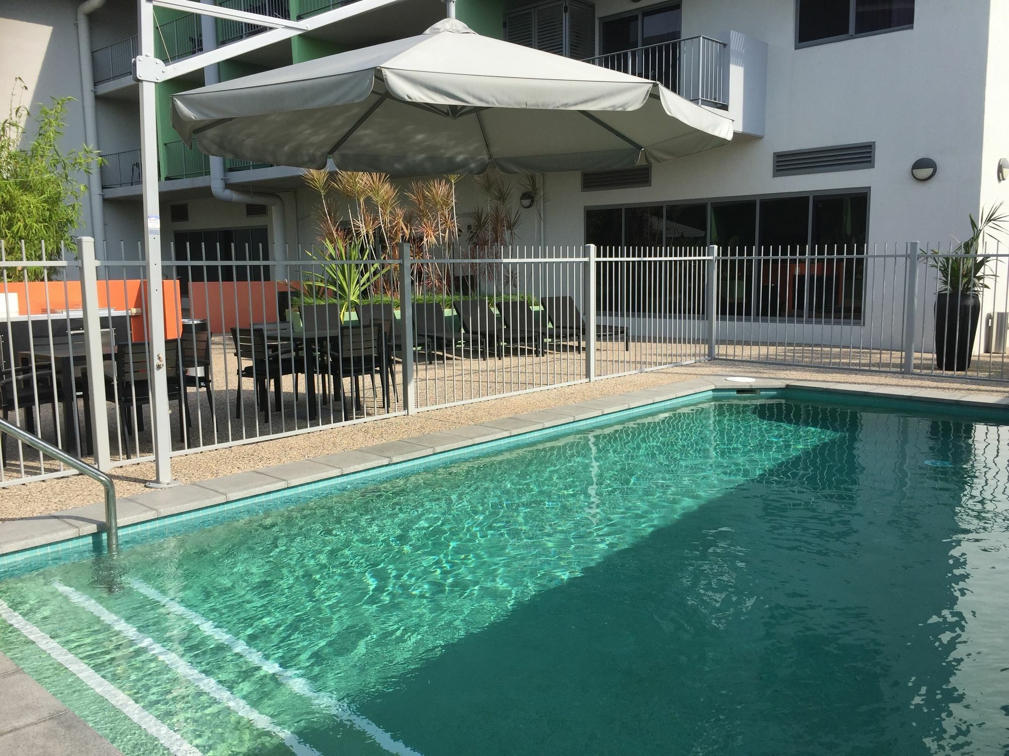 Hudson Berrimah Aparthotel Darwin Buitenkant foto